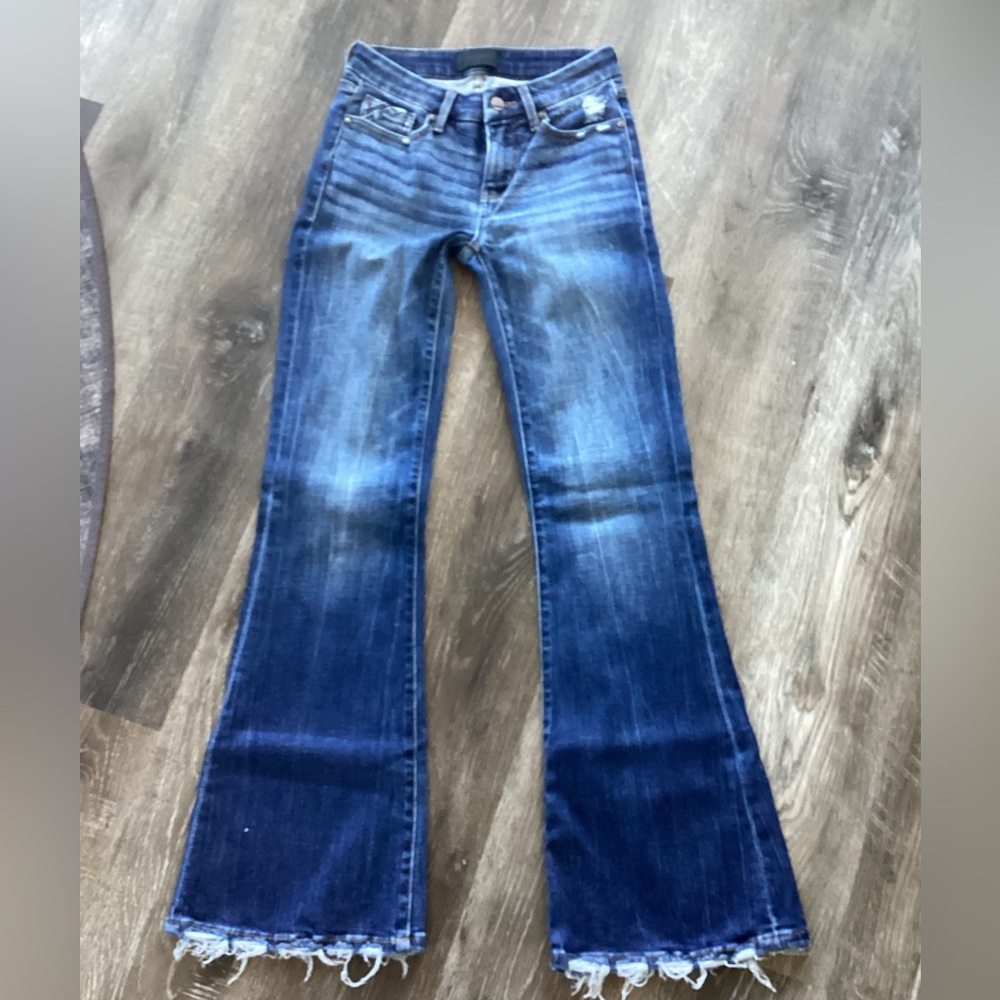 Buckle Black Fit No. 53 Flare 24 x 32 Jeans